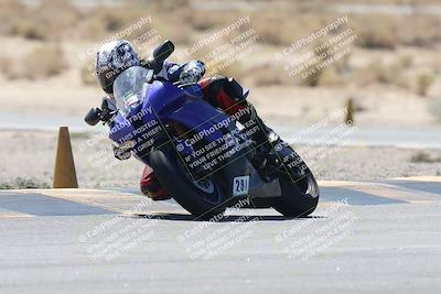 media/Oct-02-2025-Racers Edge (Thu) [[2c91cb6ab3]]/3-B Group/Session 3-Turn 16 (12pm)/